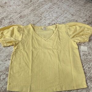 a.n.a Women's Sunny Yellow V-Neck Blouse